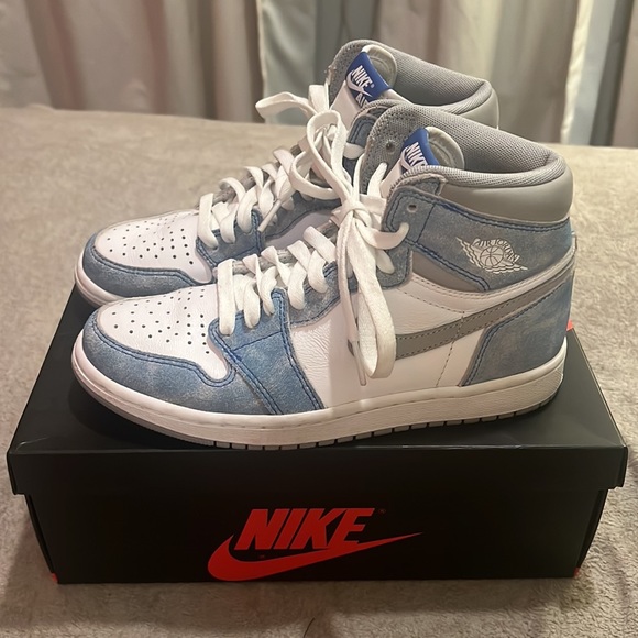 Jordan 1 retro high hyper royal smoke grey nike size 6 - Picture 4 of 6